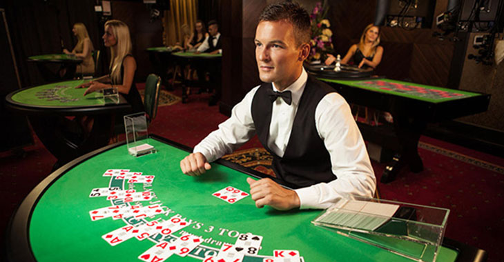 Jouer au Blackjack en Ligne Live Face aux Croupiers